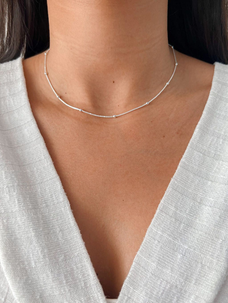 Colar Feminino Choker Bolinha 40cm [Prata 925]