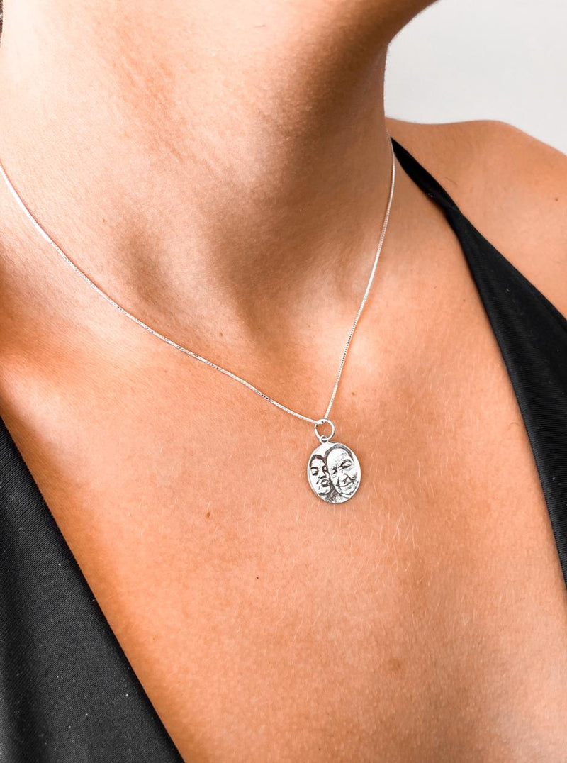 Colar Feminino 40cm + Pingente Personalizado Medalha Fotogravação [Prata 925]